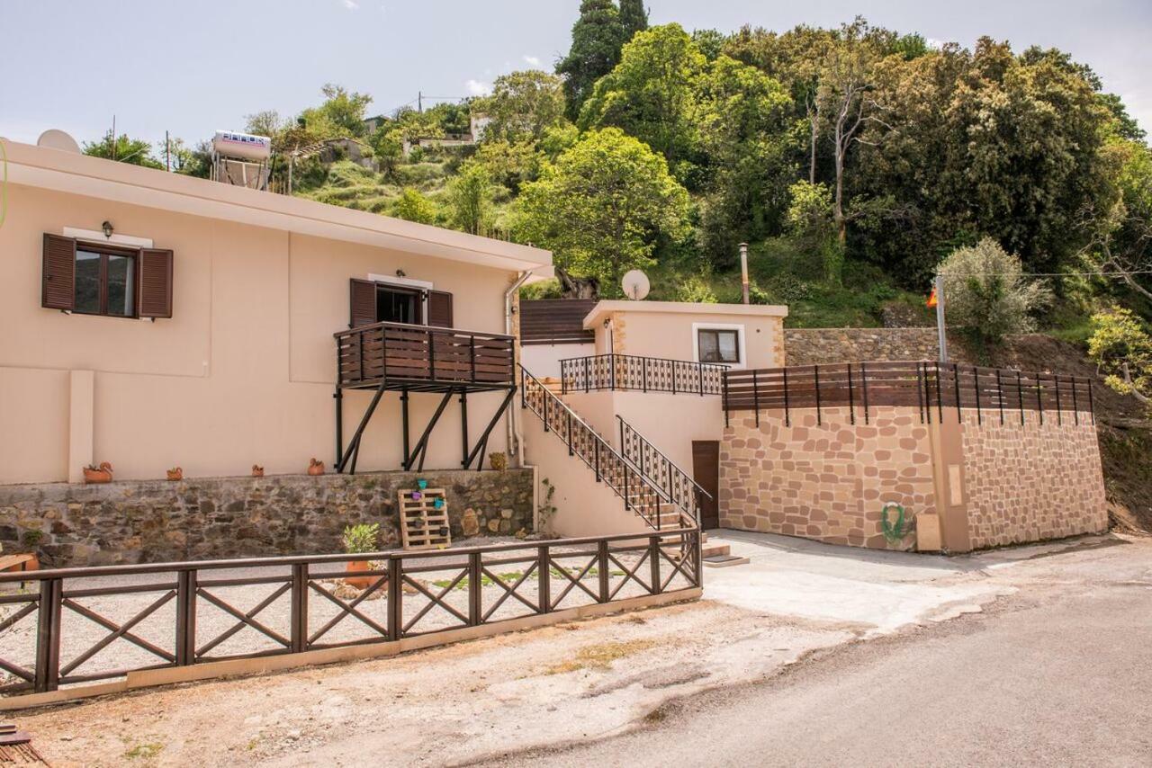 Marika Traditional Home Elos Luaran gambar