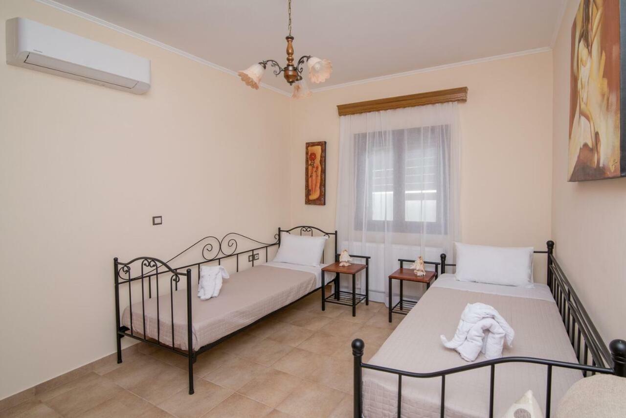 Marika Traditional Home Elos Luaran gambar