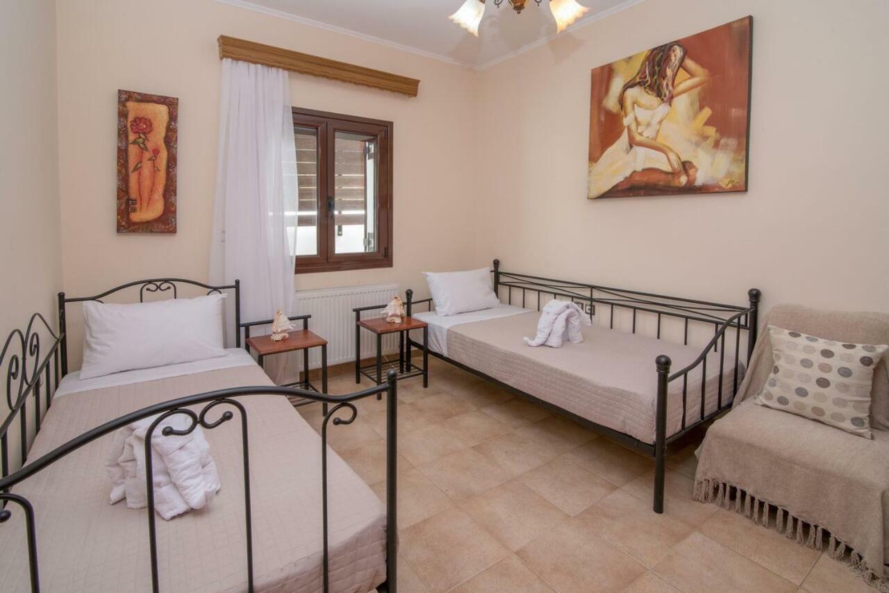 Marika Traditional Home Elos Luaran gambar
